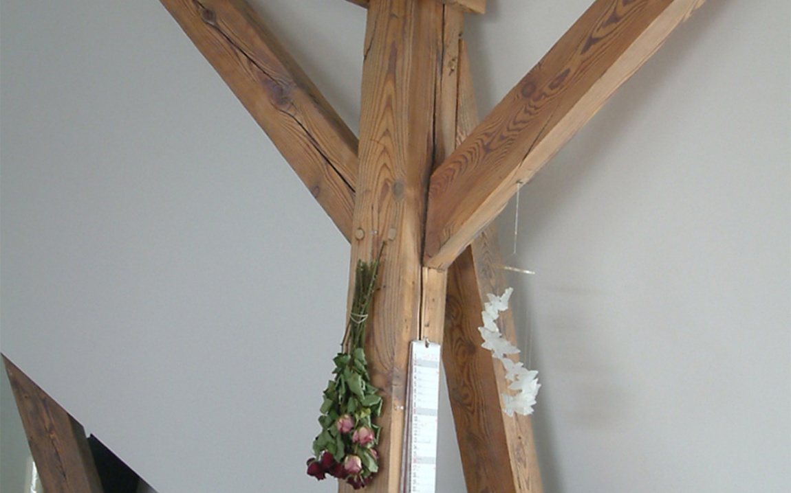 Foto Detail Holzst�tze
